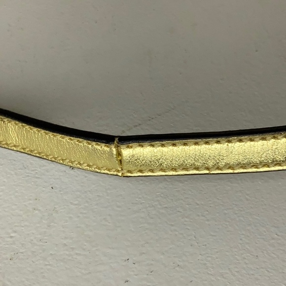 Gucci 'GUCCY' Crossbody Handbag in Metallic Gold Leather (6.3" x 6.75") - Picture 11 of 11